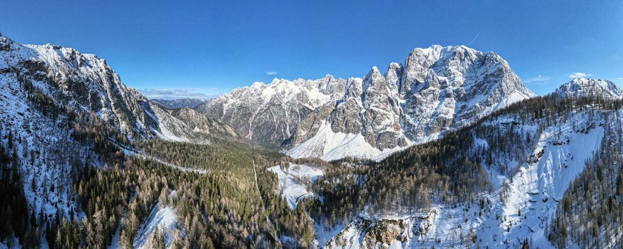 Erjavceva Mountain Hut At Vrsic Pass Hotel Kranjska Gora Exterior foto